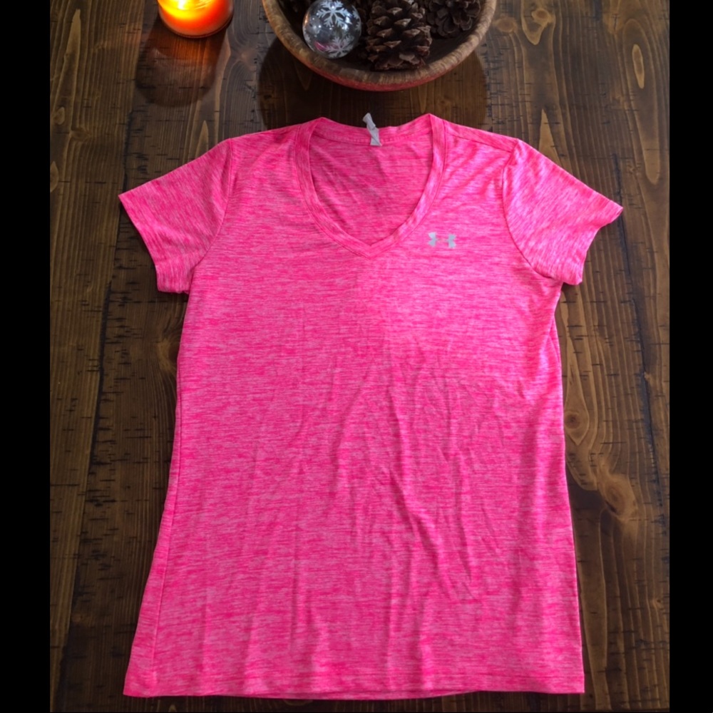 🌿EUC Women’s Under Armour T-shirt, size S🌿